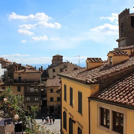 Casa Ambra Apartmanhotel 4*