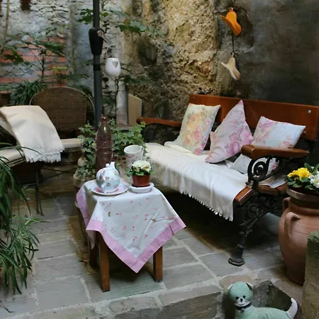 Casa Ambra 4*